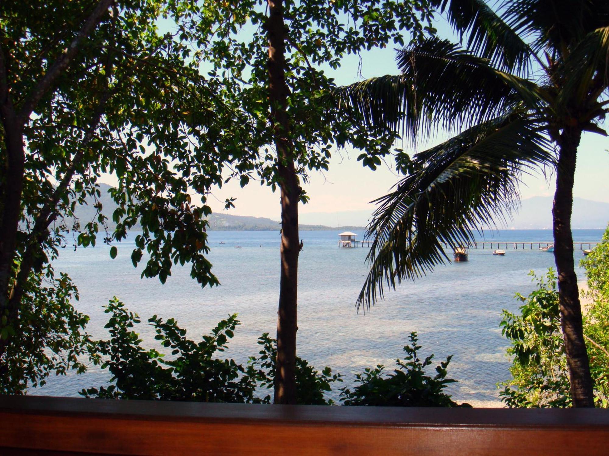 Bunaken Divers Sea Breeze Resort Dış mekan fotoğraf