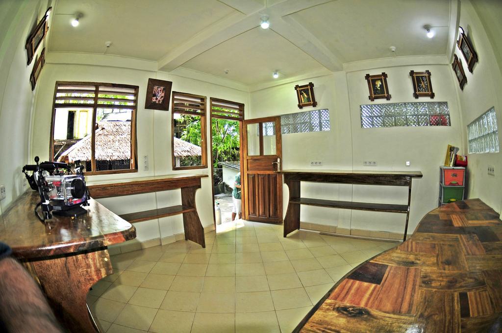Bunaken Divers Sea Breeze Resort Dış mekan fotoğraf