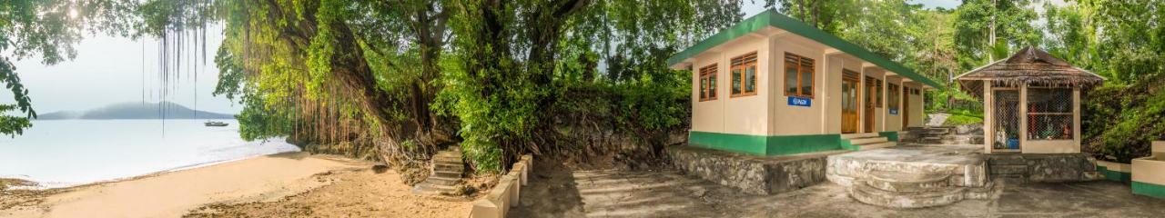Bunaken Divers Sea Breeze Resort Dış mekan fotoğraf