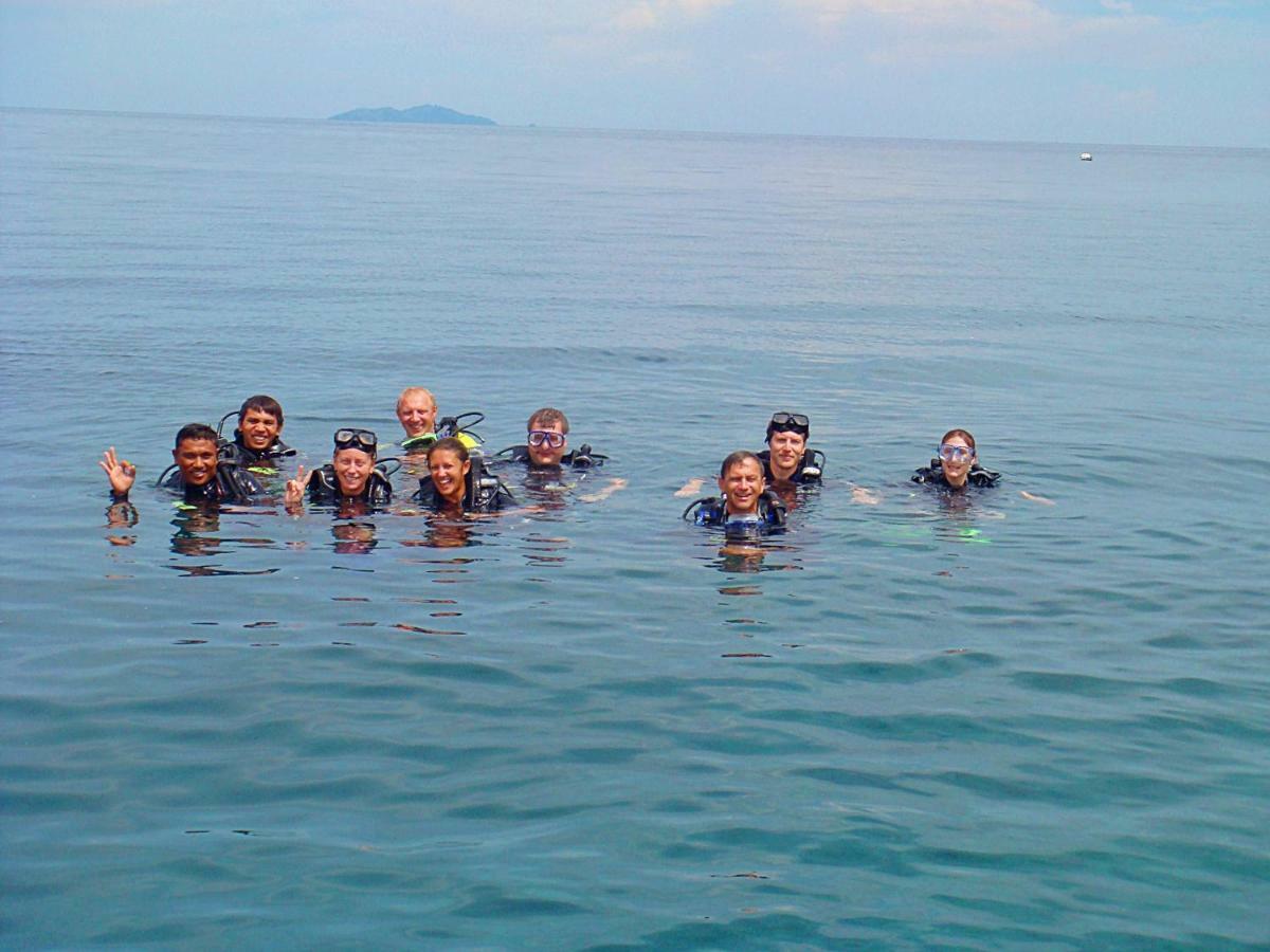 Bunaken Divers Sea Breeze Resort Dış mekan fotoğraf