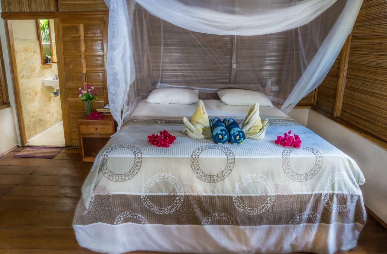 Bunaken Divers Sea Breeze Resort Dış mekan fotoğraf