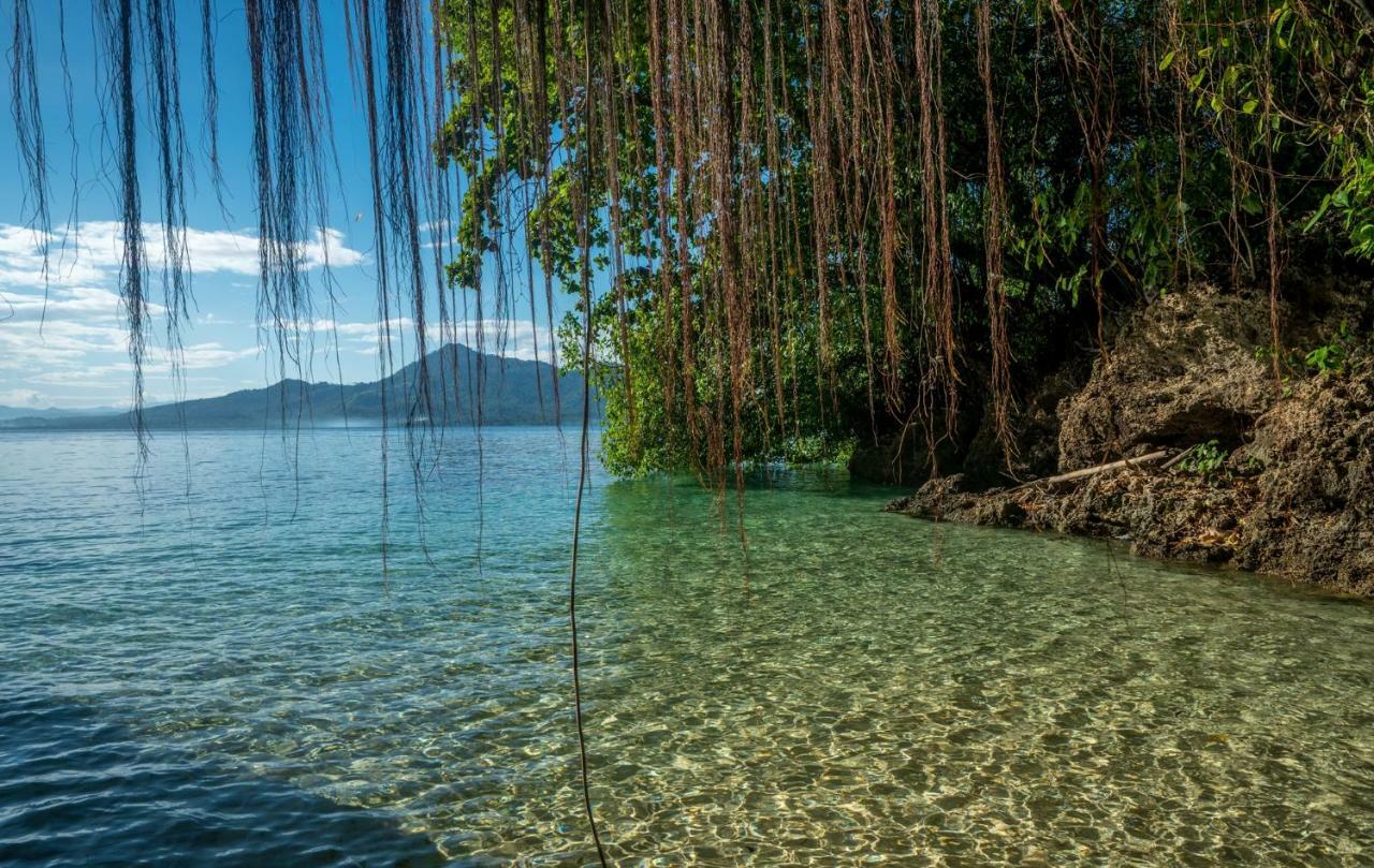 Bunaken Divers Sea Breeze Resort Dış mekan fotoğraf